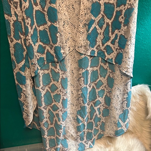 Buddy Love 💗 boutique Snake Print Cardigan - Picture 6 of 6